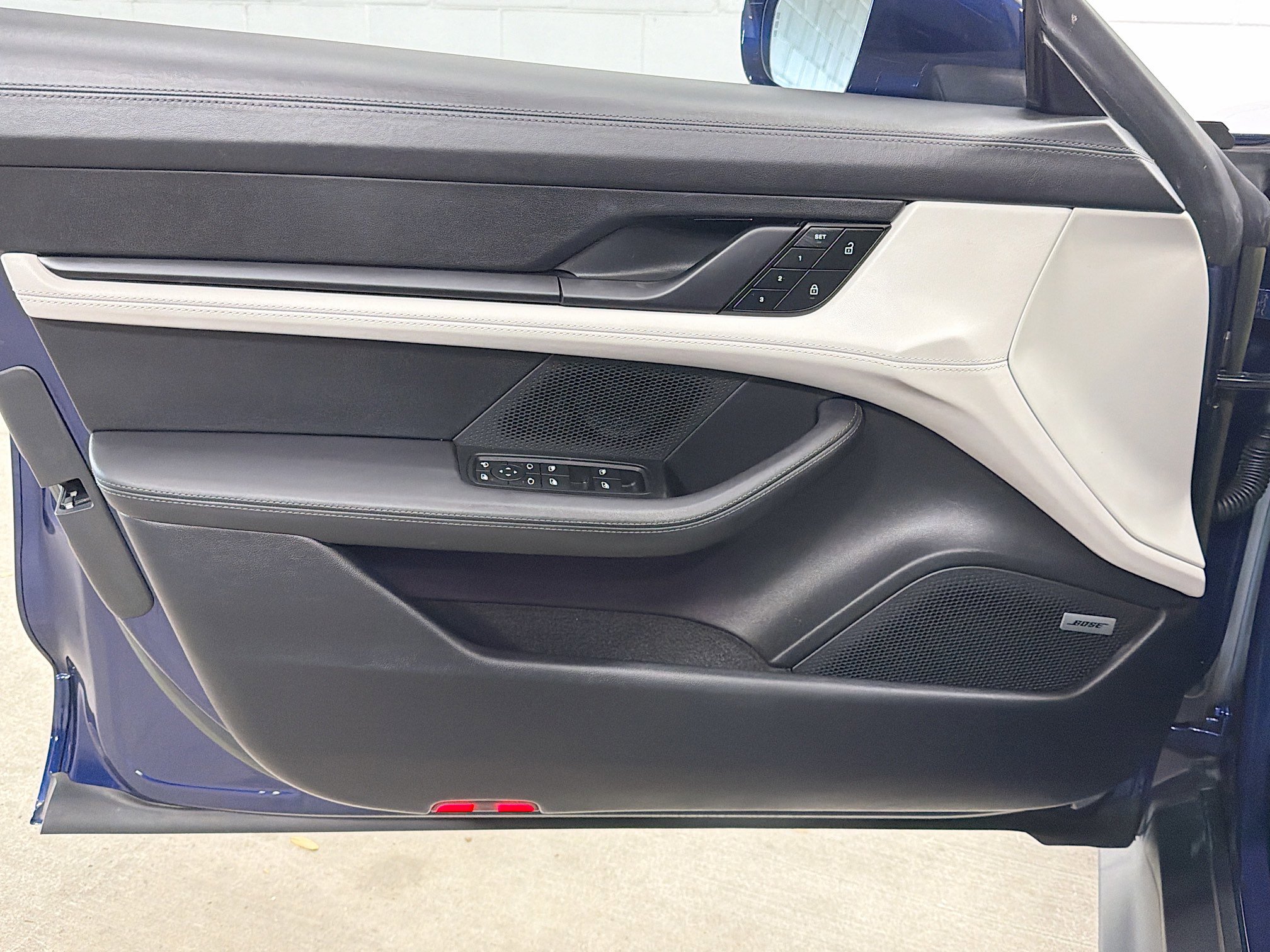 Certified 2023 Porsche Taycan GTS image 22