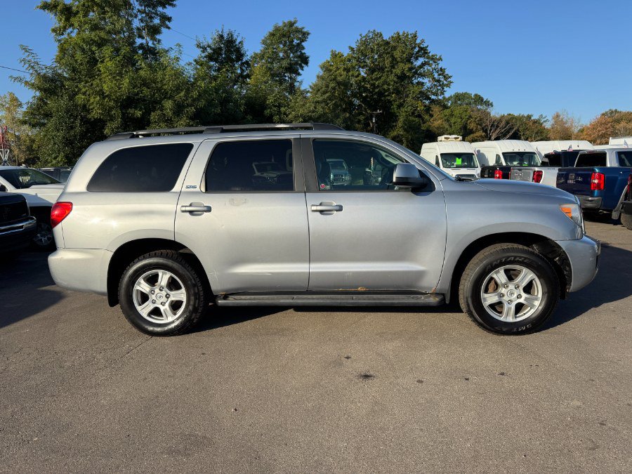 Used 2014 Toyota Sequoia SR5 AWD/4WD image 6