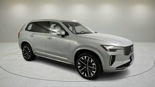 New 2026 Volvo XC90 B6 Ultra w/ Protection Package AWD/4WD image 2