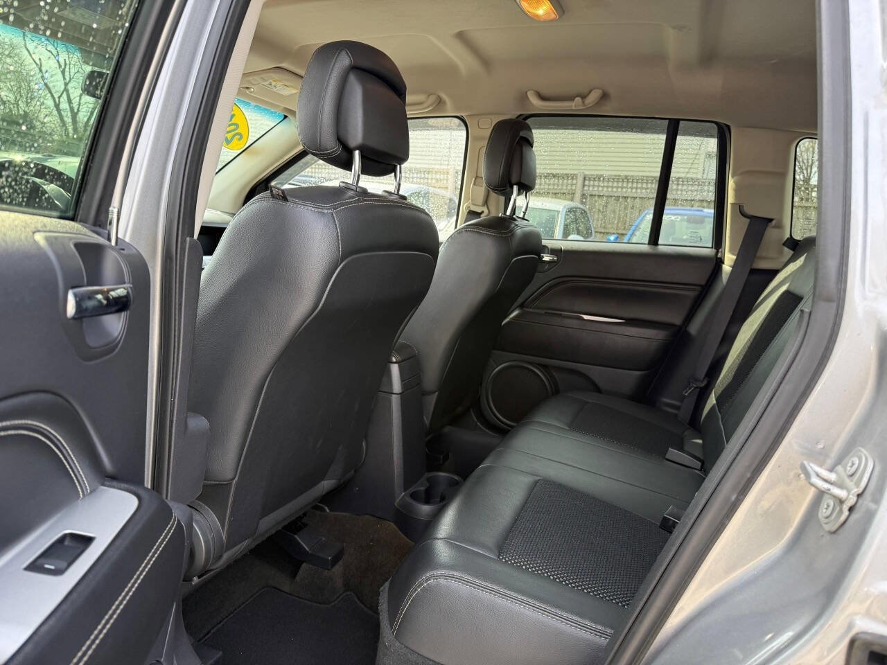 Used 2017 Jeep Compass Latitude image 19