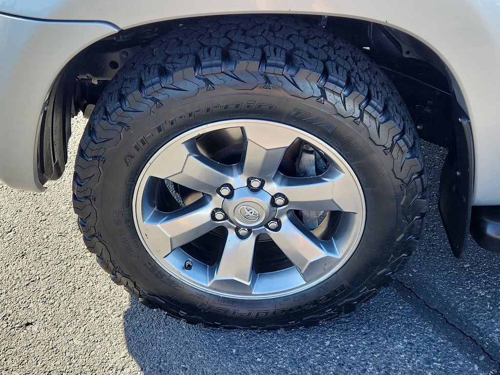 Used 2007 Toyota 4Runner Limited AWD/4WD image 6