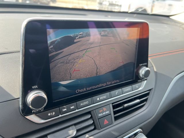 Used 2019 Nissan Altima 2.5 SR FWD image 13