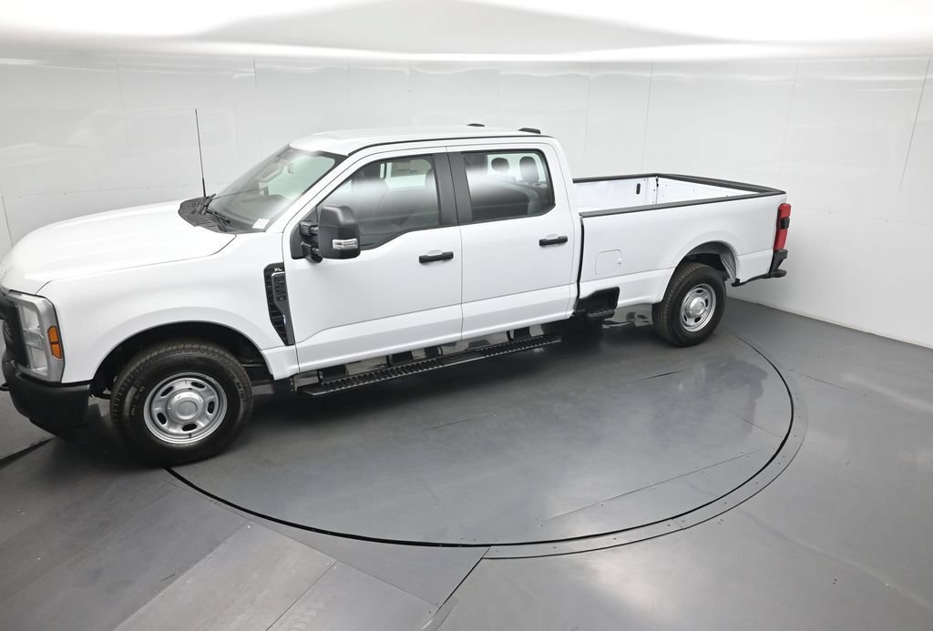 New 2026 Ford F250 XL w/ 360-Degree Camera Package RWD image 38