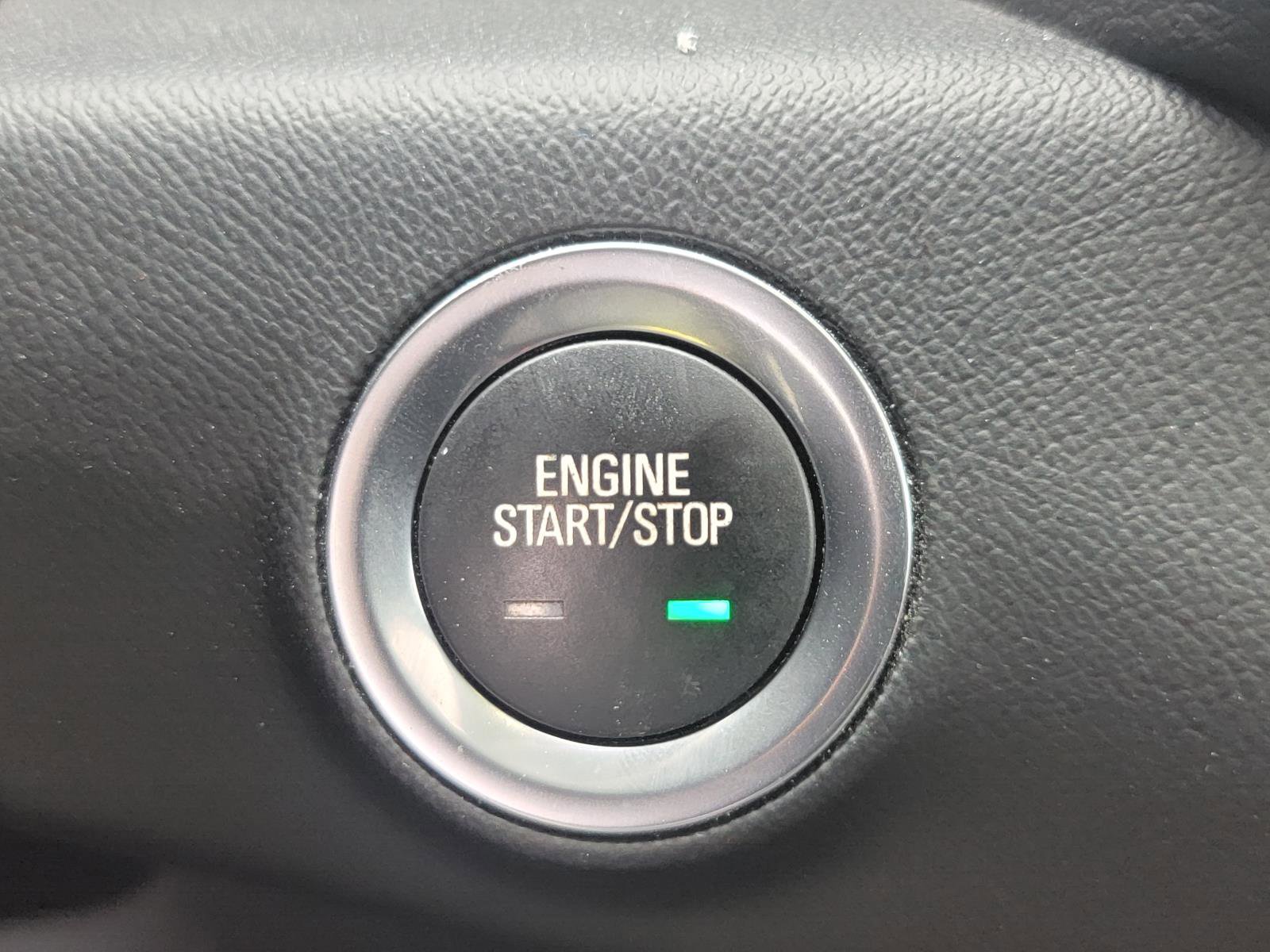 Used 2022 GMC Terrain SLT w/ Infotainment Package II image 18