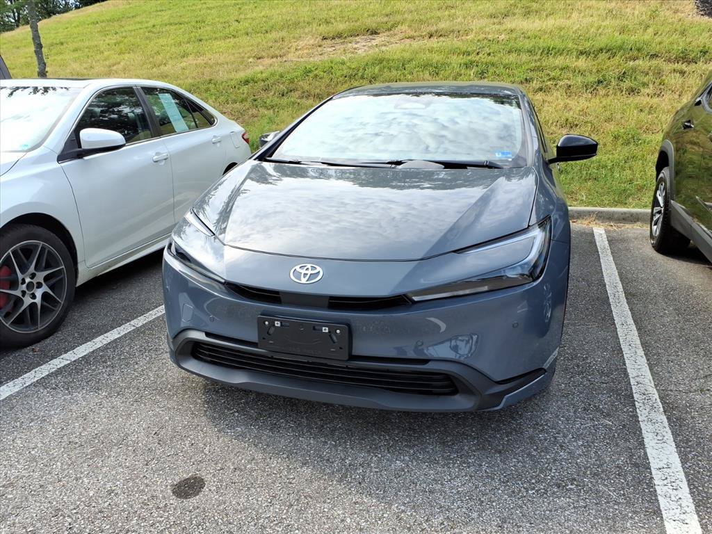 Certified 2026 Toyota Prius LE FWD image 6