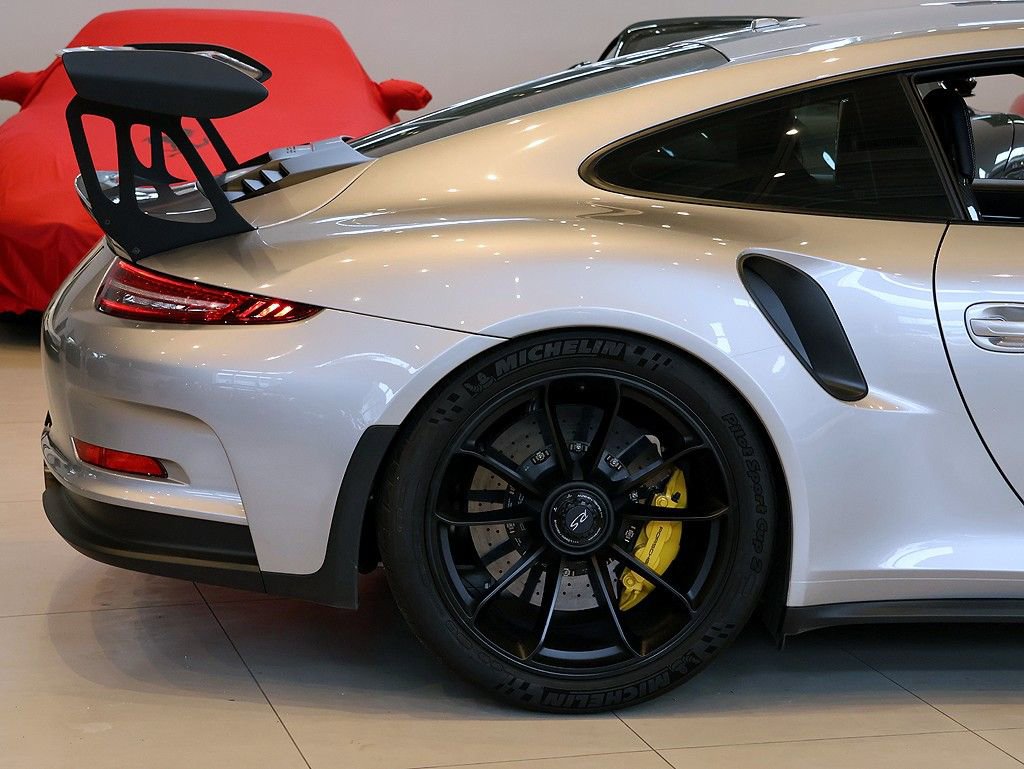 Used 2016 Porsche 911 GT3 RS image 51