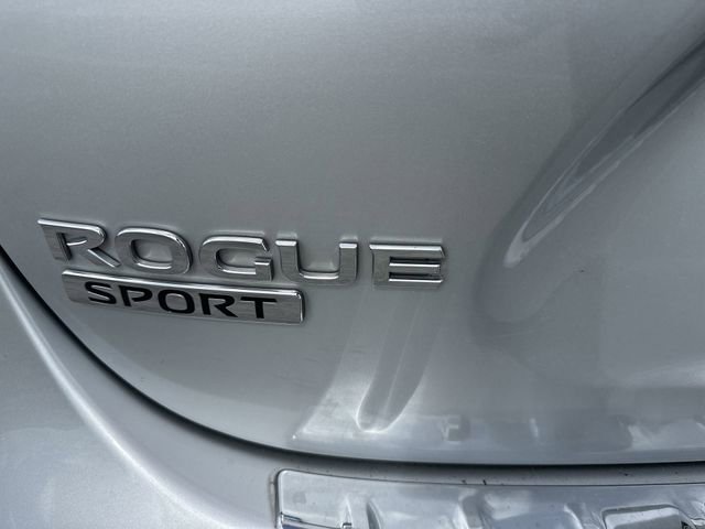Used 2019 Nissan Rogue Sport SV FWD image 12