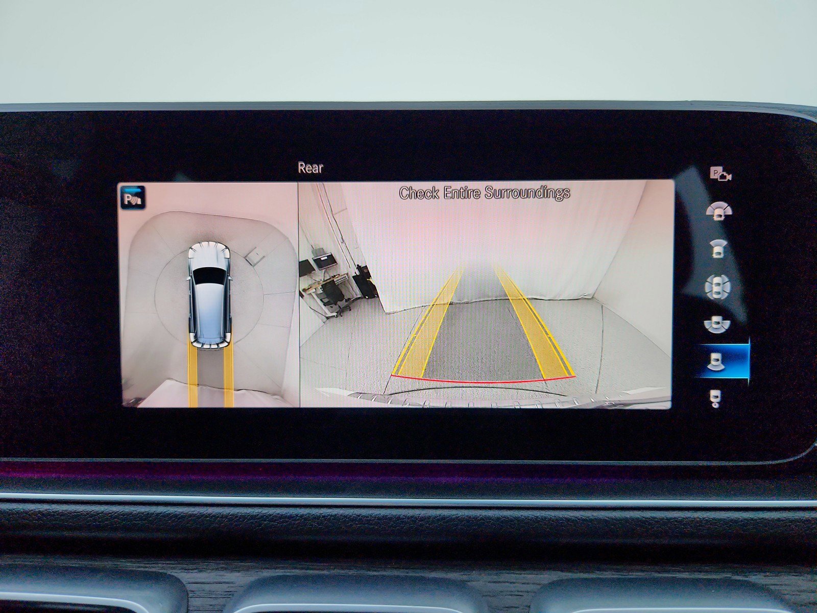 Used 2021 Mercedes-Benz GLS 450 4MATIC image 21