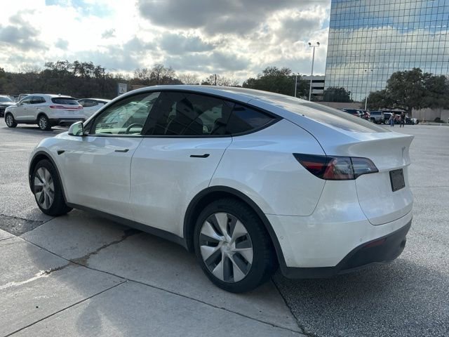 Used 2021 Tesla Model Y Long Range image 3