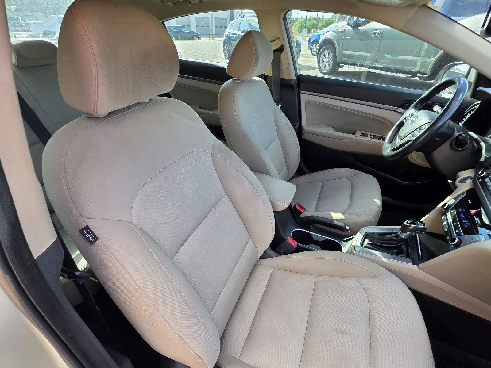 Used 2017 Hyundai Elantra Value Edition FWD image 29