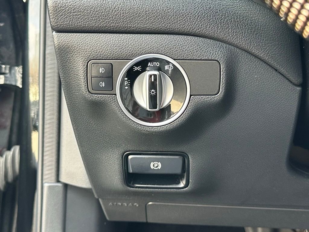 Used 2015 Mercedes-Benz GLA 250 image 41