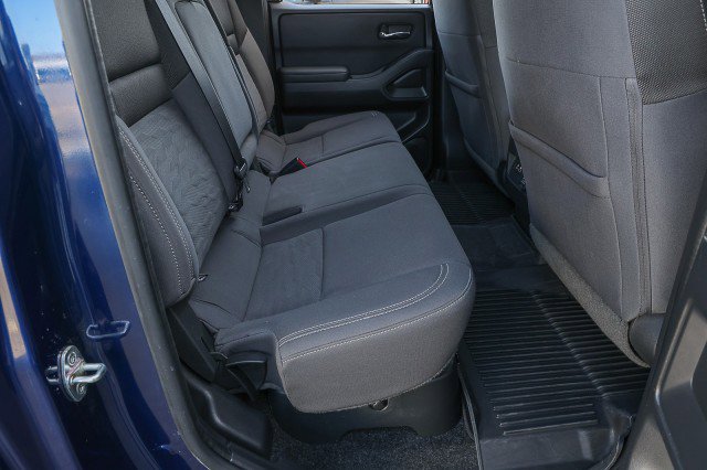 Used 2022 Nissan Frontier SV image 30