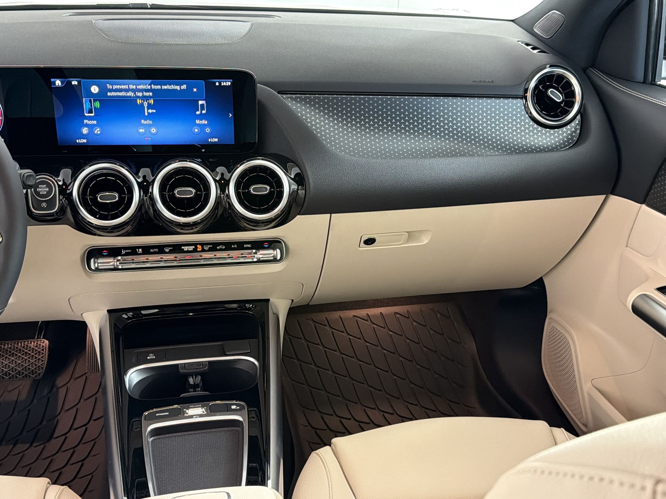 New 2026 Mercedes-Benz GLA 250 4MATIC image 28
