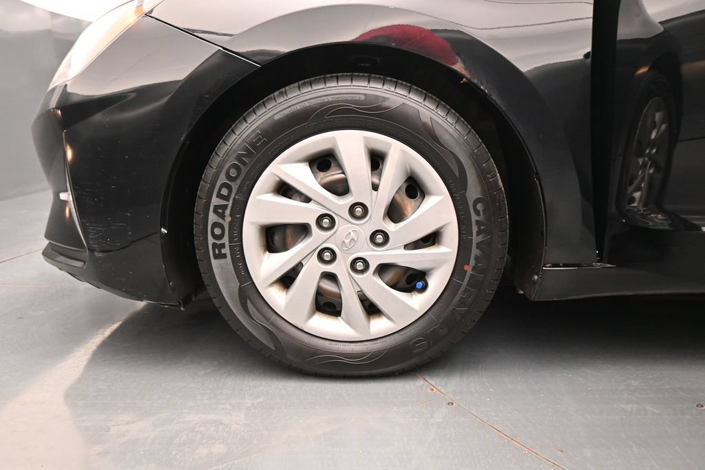 Used 2020 Hyundai Elantra SE w/ Cargo Package (C1) FWD image 25