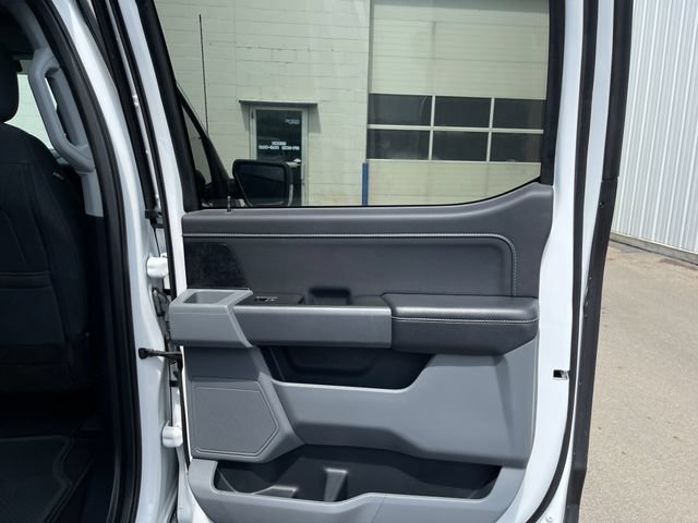 Used 2022 Ford F150 XLT w/ Equipment Group 302A High AWD/4WD image 31