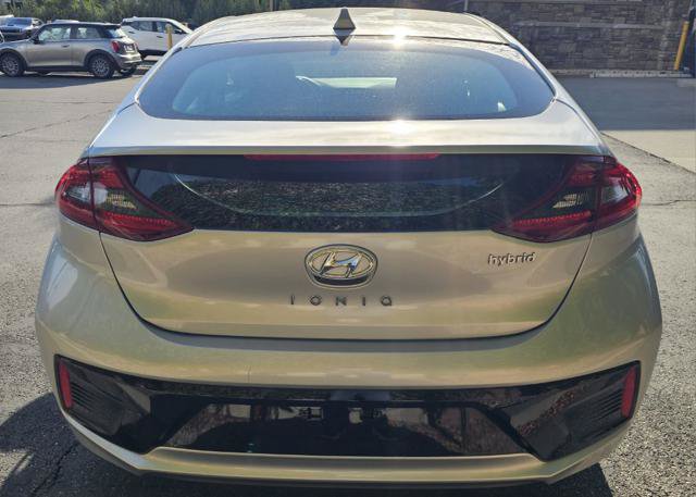 Used 2017 Hyundai Ioniq SEL FWD image 6