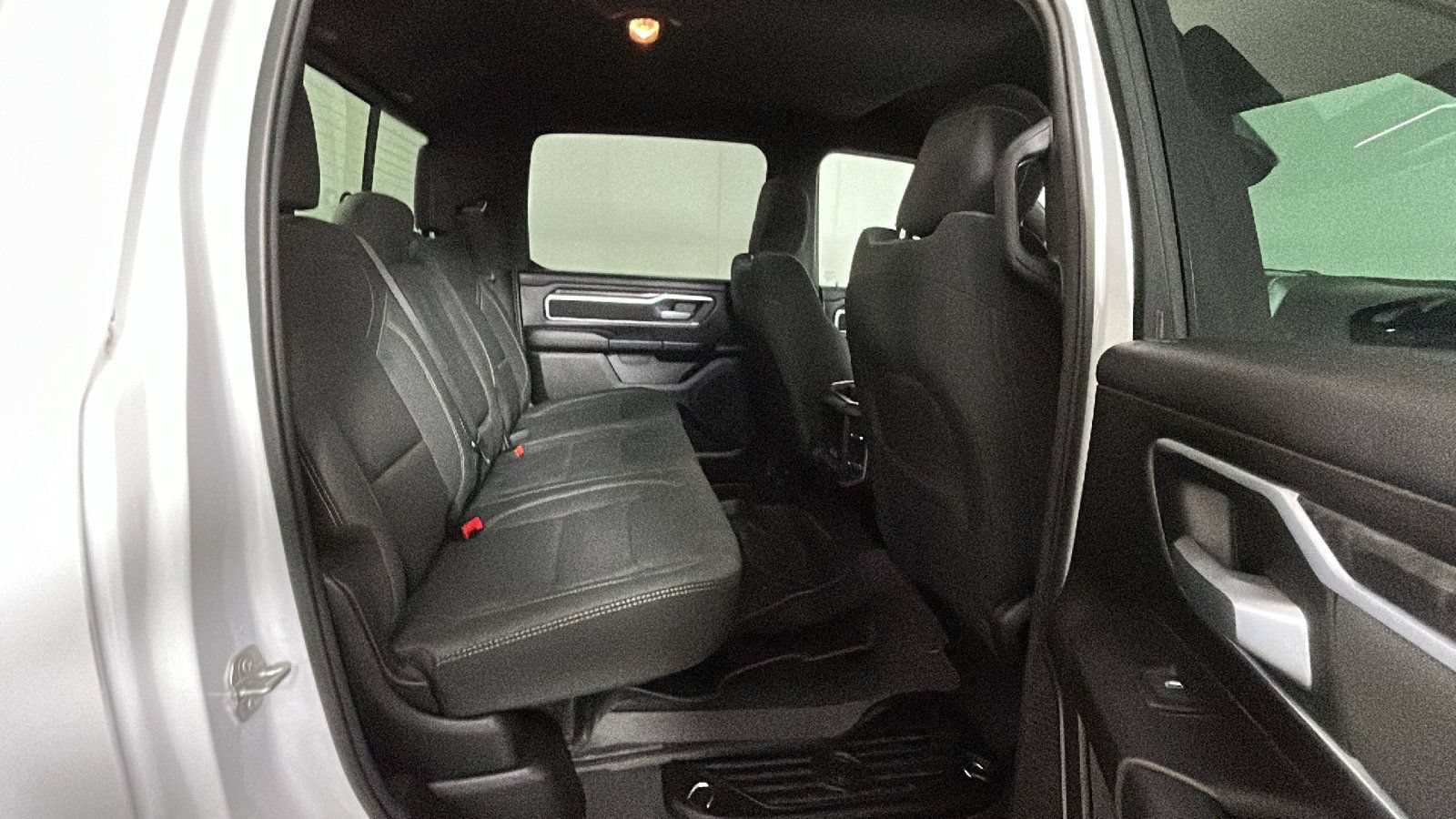 Used 2023 RAM 1500 Big Horn AWD/4WD image 34