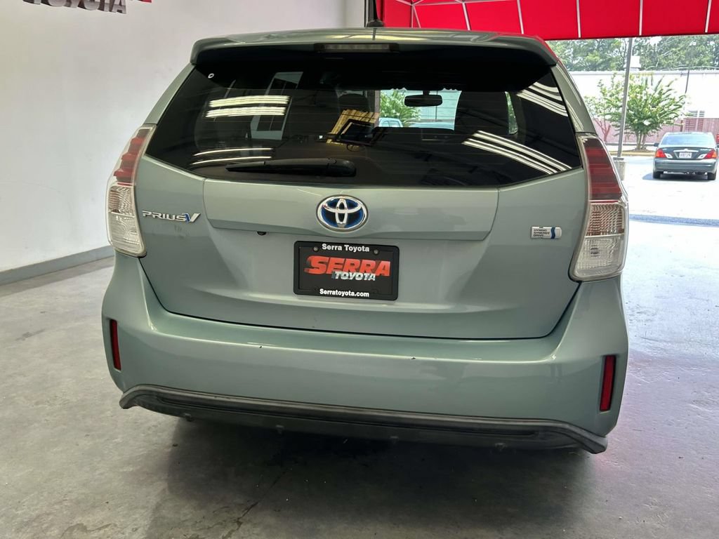 Used 2016 Toyota Prius V Four FWD image 4