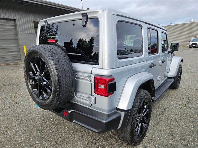 Used 2022 Jeep Wrangler Unlimited Sahara image 5
