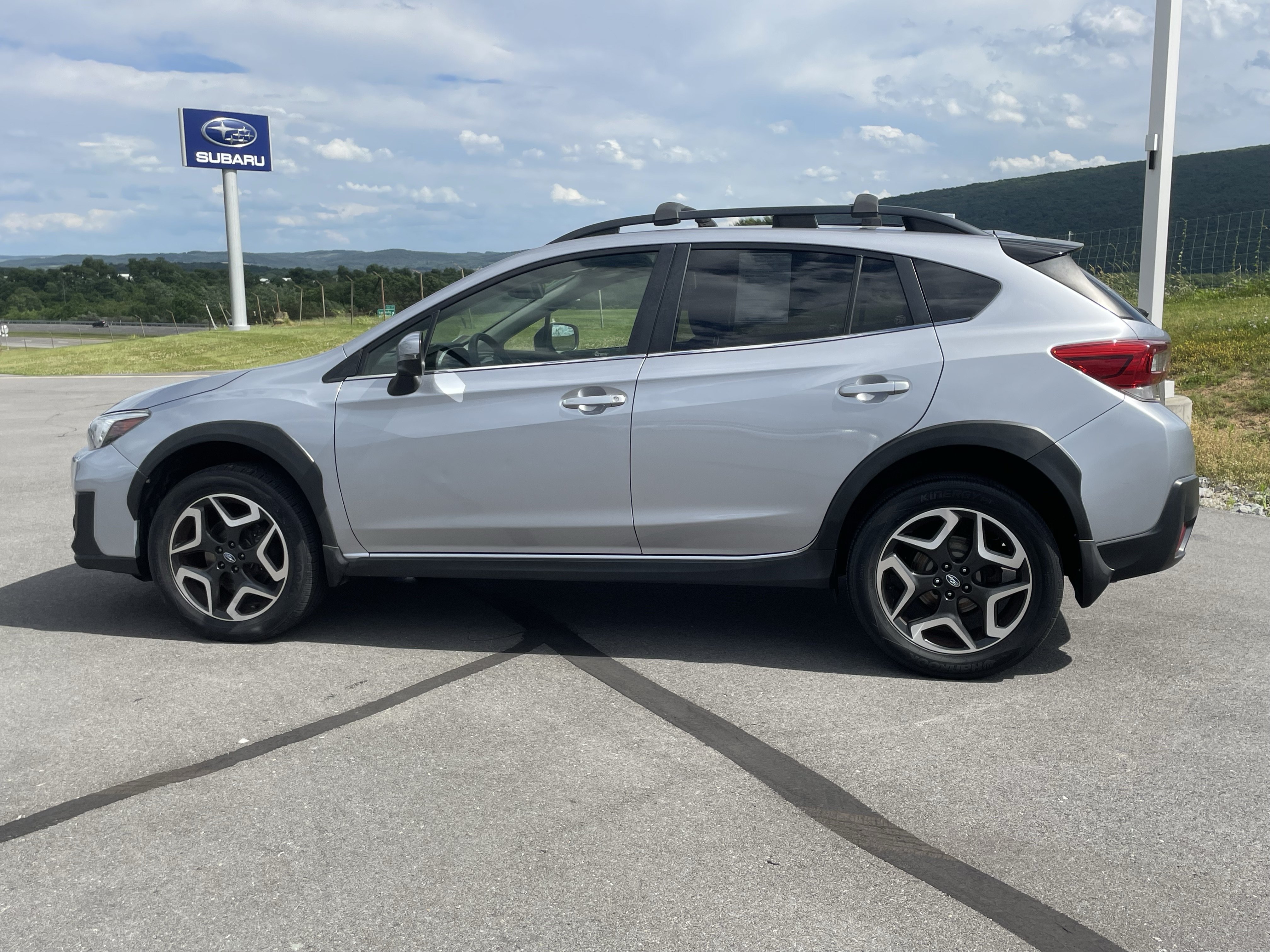 Used 2020 Subaru Crosstrek 2.0i Limited w/ Moonroof Package AWD/4WD image 7