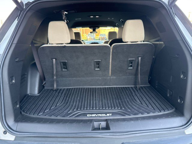Used 2022 Chevrolet Traverse LT FWD image 25