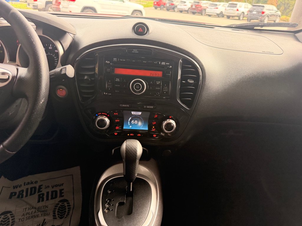 Used 2012 Nissan Juke SV AWD/4WD image 23