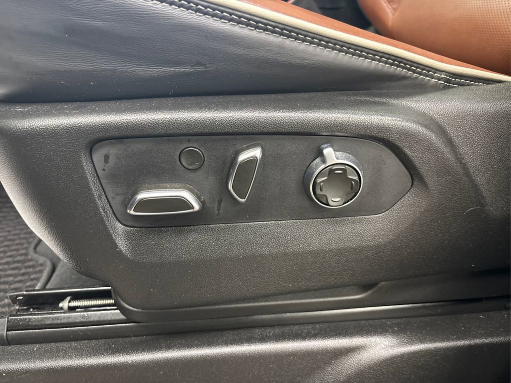 Used 2023 GMC Yukon Denali Ultimate image 45