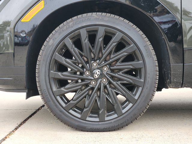 Used 2025 Hyundai Santa Fe Calligraphy image 11