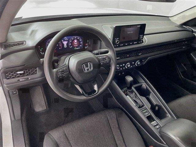 Used 2025 Honda Accord SE image 12