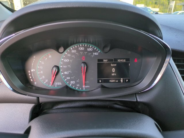Used 2022 Chevrolet Trax LS w/ Tint and Cruise Package AWD/4WD image 10