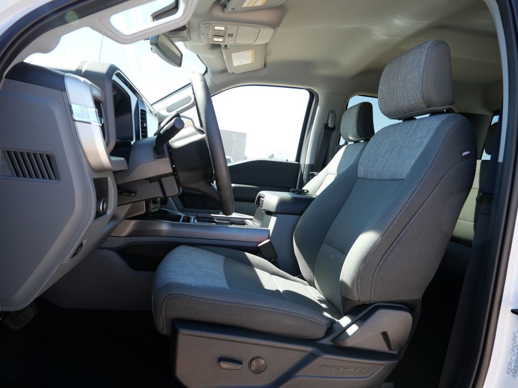 New 2026 Ford F250 XLT w/ XLT Premium Package image 20