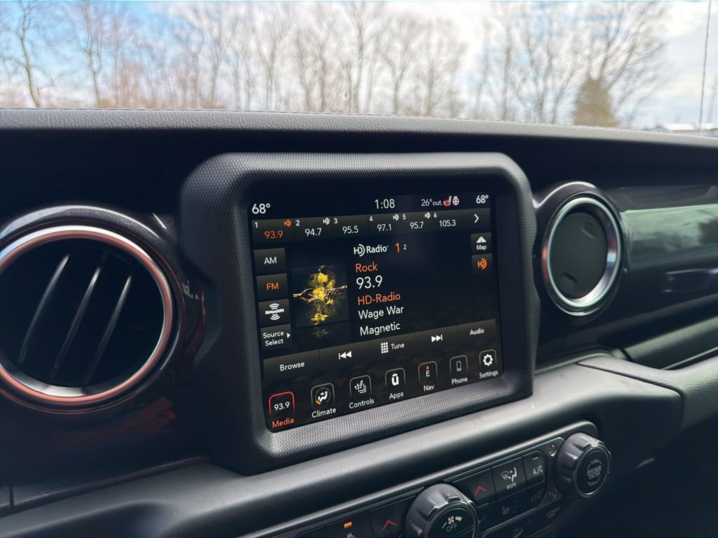 Used 2021 Jeep Wrangler Unlimited Sahara image 27