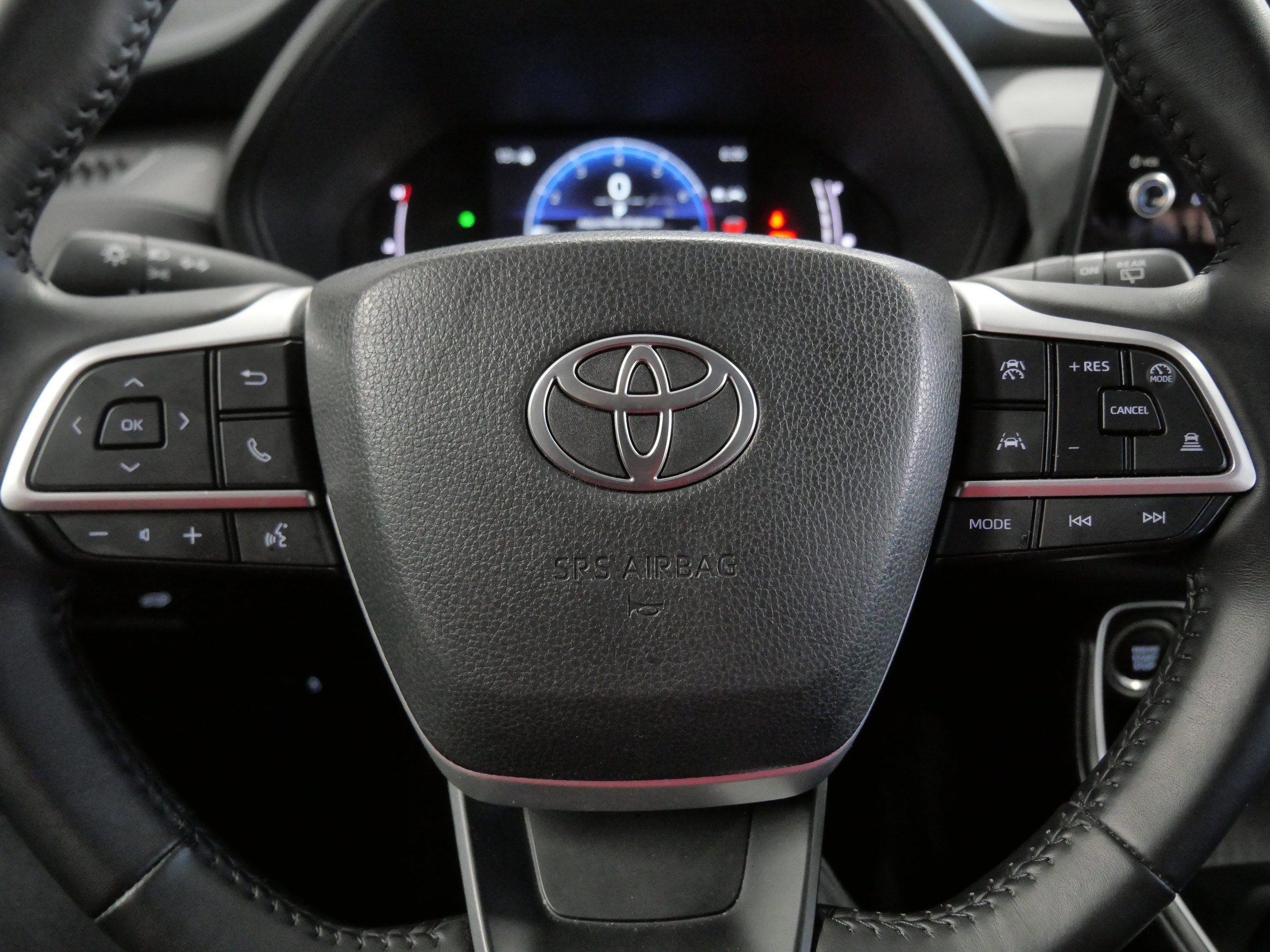 Certified 2025 Toyota Grand Highlander AWD image 26