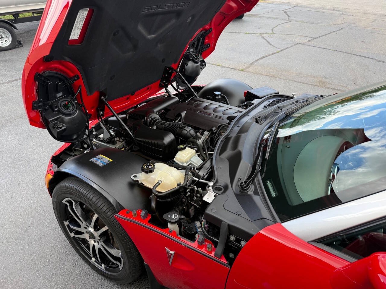 Used 2006 Pontiac Solstice Convertible w/ Premium Package RWD image 14
