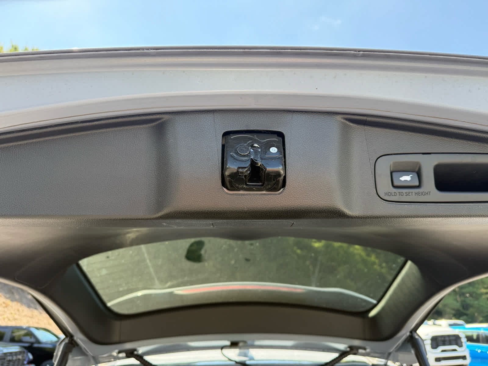 Used 2022 Honda CR-V Touring image 29
