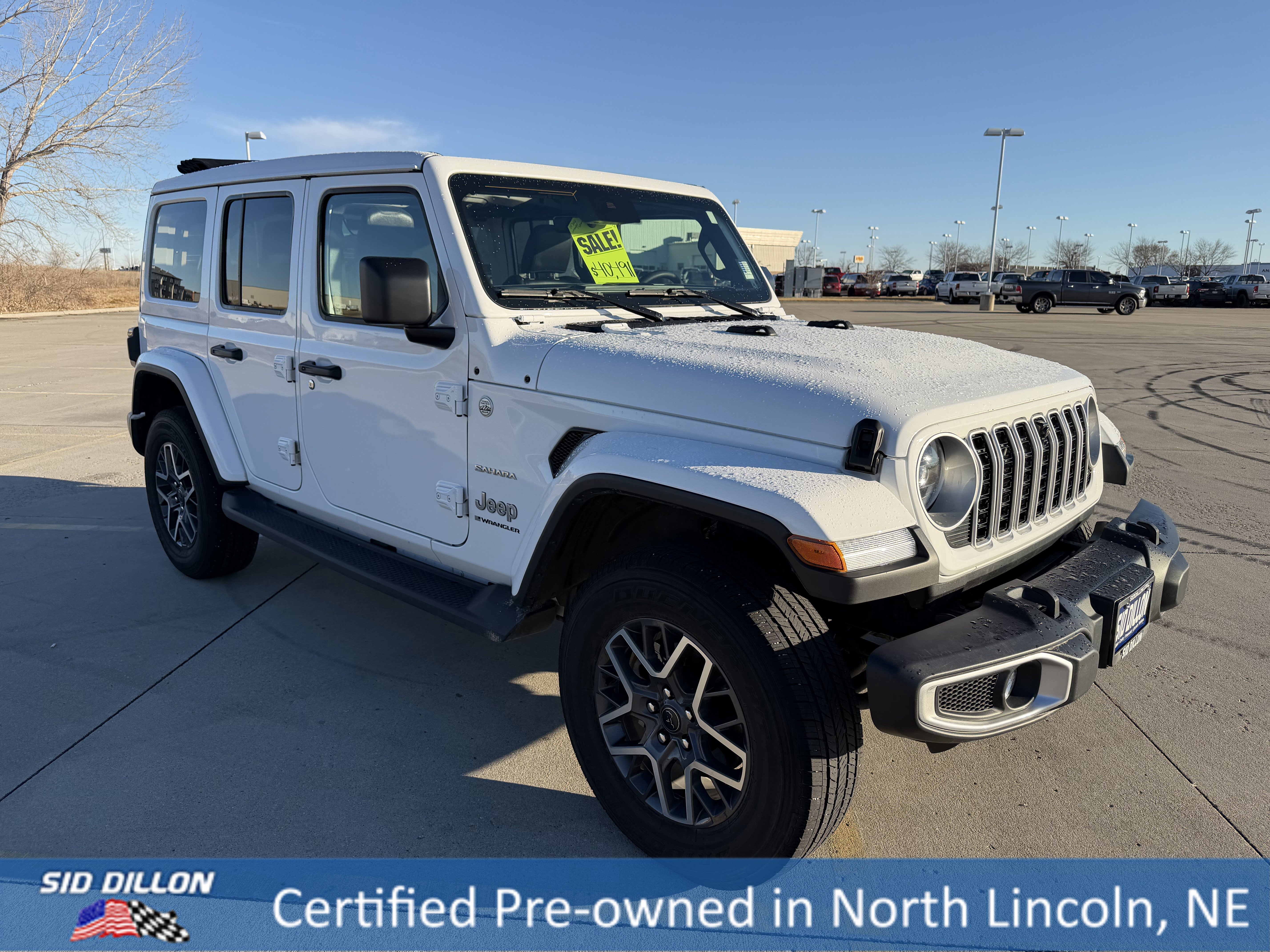 Used 2024 Jeep Wrangler Sahara w/ Technology Group image 6