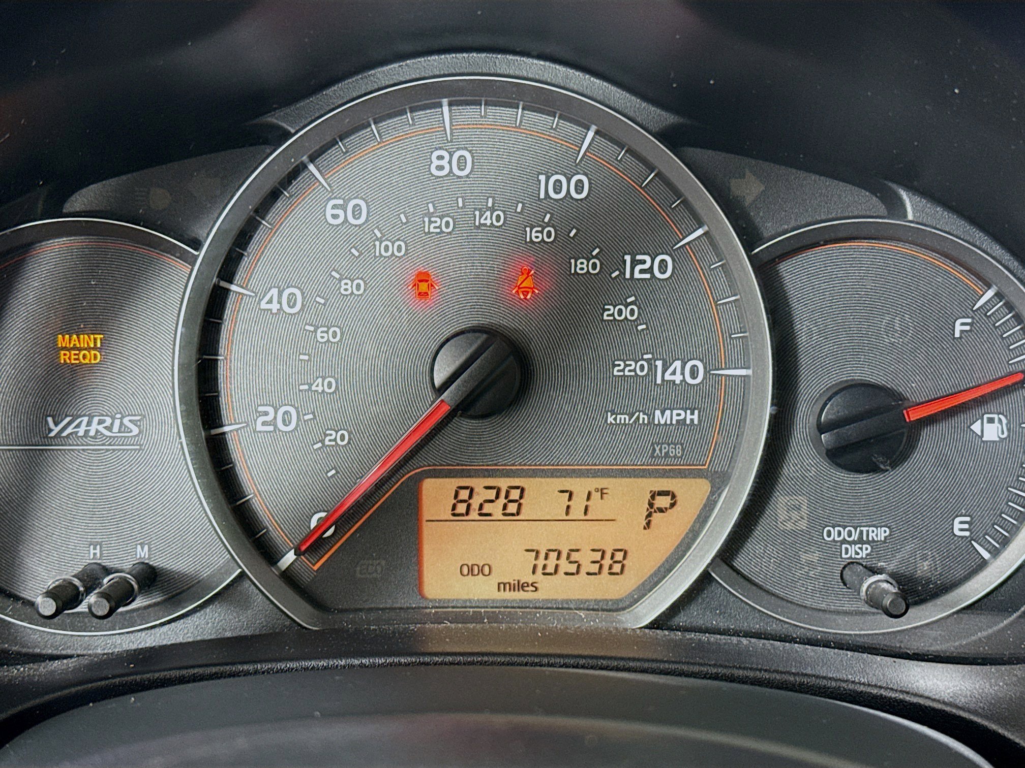 Used 2014 Toyota Yaris L image 13