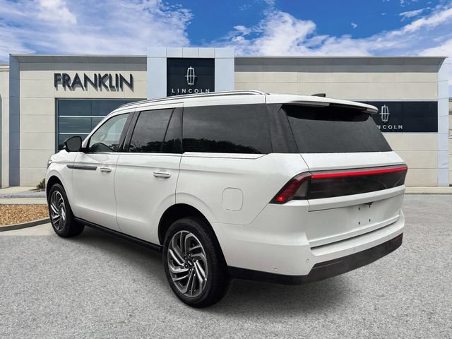 Certified 2025 Lincoln Navigator Reserve AWD/4WD image 5