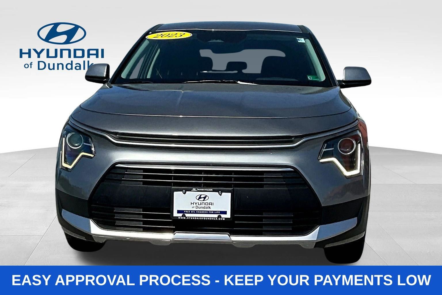 Used 2023 Kia Niro LX FWD image 2