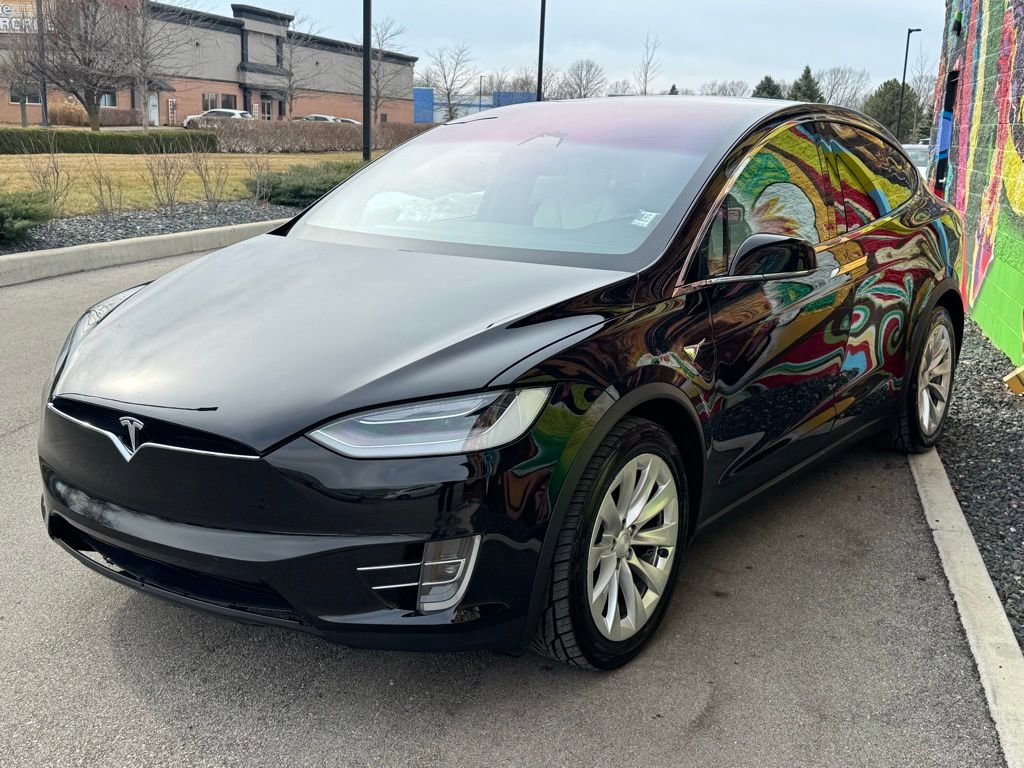 Used 2020 Tesla Model X Long Range image 8