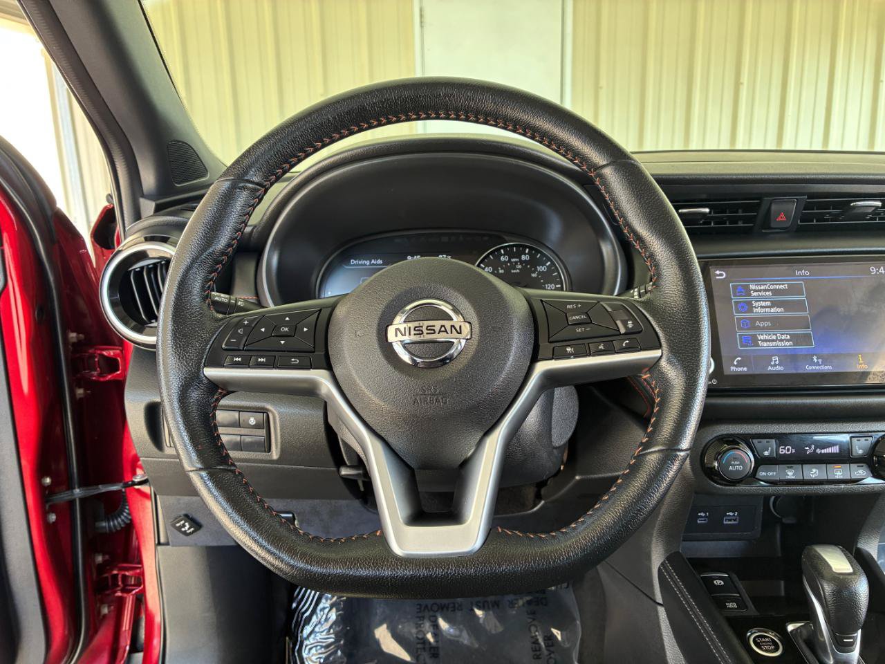 Used 2021 Nissan Kicks SR w/ SR Premium Package FWD image 15
