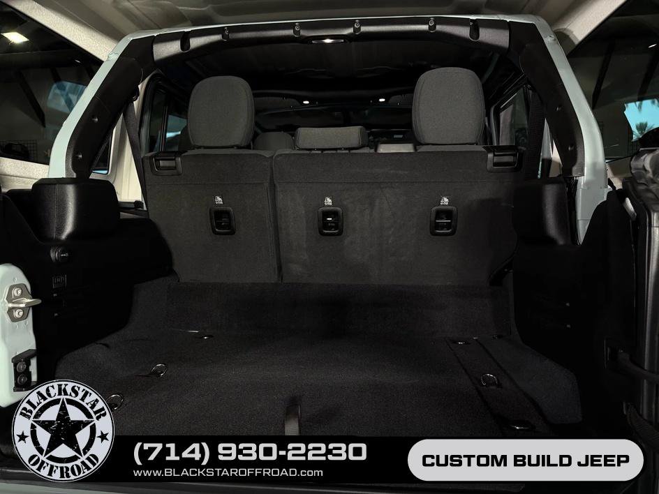 Used 2024 Jeep Wrangler Unlimited AWD/4WD image 21