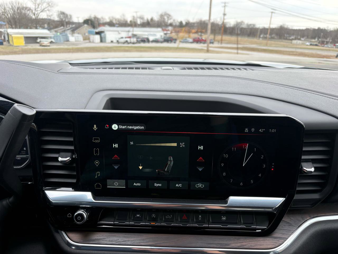 Used 2025 GMC Sierra 1500 SLT image 20