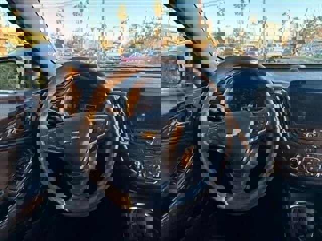 Used 2022 Chevrolet Malibu LT image 32