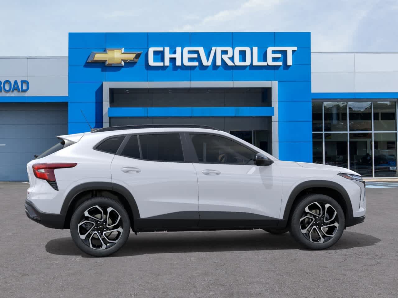 New 2026 Chevrolet Trax RS w/ Sunroof Package FWD image 5