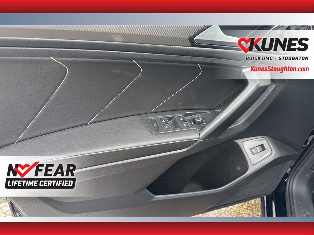 Used 2024 Volkswagen Tiguan Wolfsburg Edition image 15