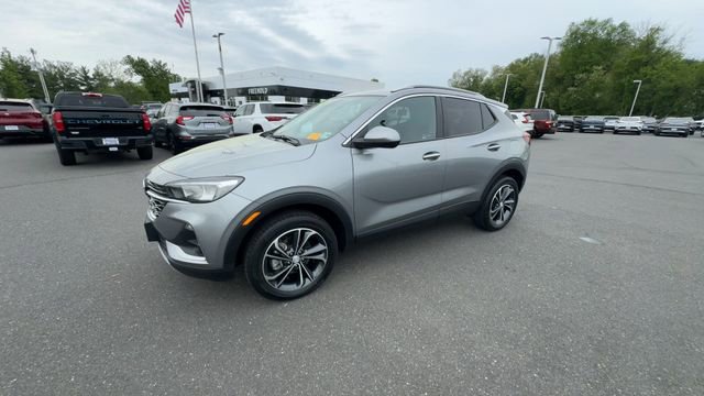 Used 2023 Buick Encore GX Select AWD/4WD image 4