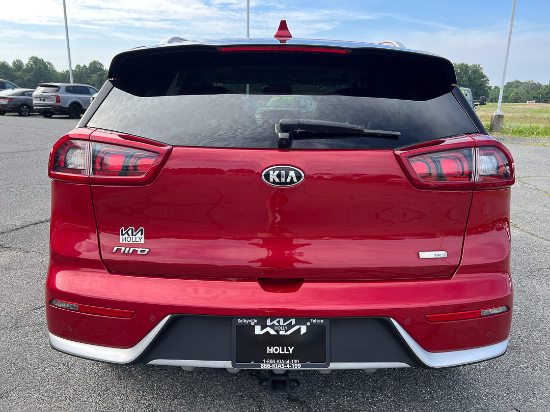 Used 2019 Kia Niro EX w/ Option Group 040 FWD image 4