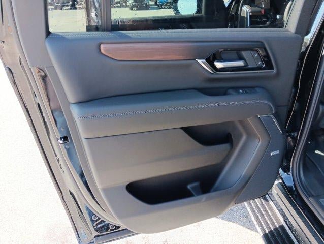 New 2026 GMC Yukon XL Denali w/ Denali Reserve Package AWD/4WD image 14