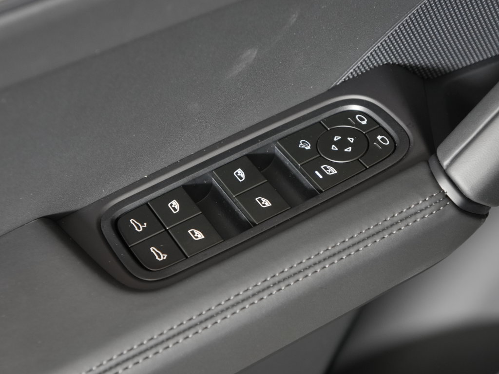 New 2026 Porsche Cayenne GTS AWD/4WD image 16